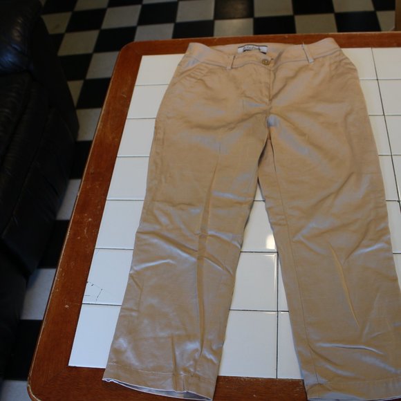 ROBERTSON CROPPED BEIGE  PANTS SIZE 6 - Picture 3 of 7